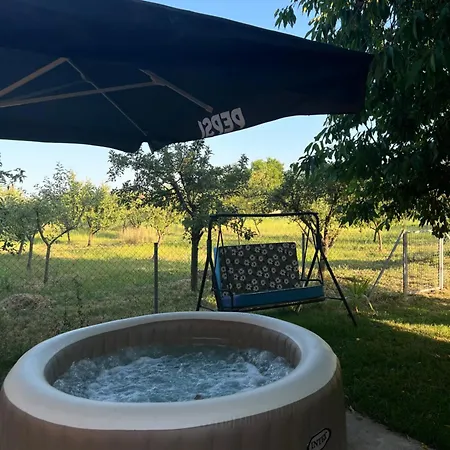 Sony Apartman-private Parking Is Free - Jacuzzi Is Free *