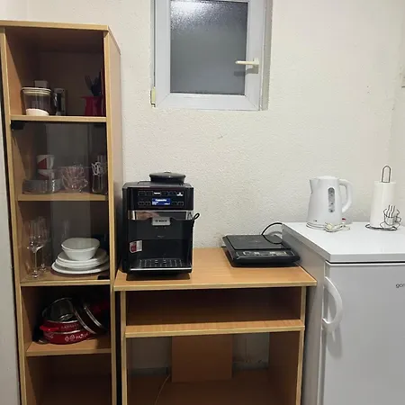 Дом отдыха Sony Apartman-private Parking Is Free - Jacuzzi Is Free