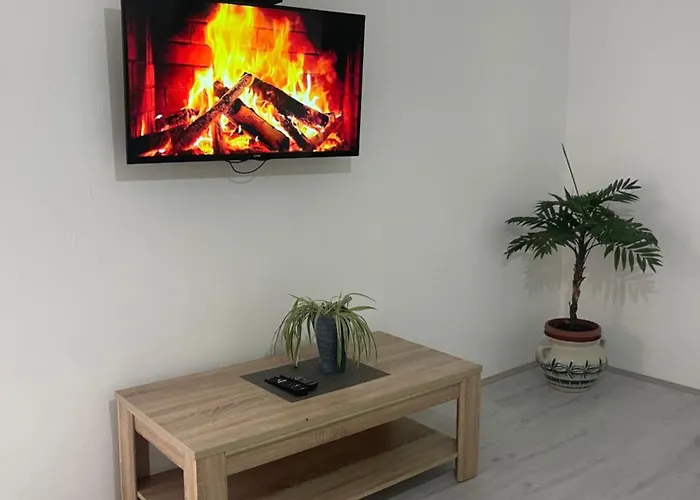 Дом отдыха Sony Apartman-private Parking Is Free - Jacuzzi Is Free