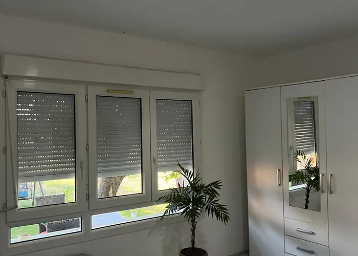 Дом отдыха Sony Apartman-private Parking Is Free - Jacuzzi Is Free Ягодина